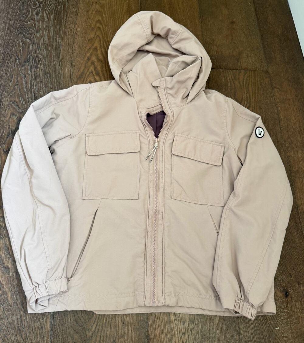 Vuori Women’s Hooded Lightweight Outdoor Jacket Shell Sz S